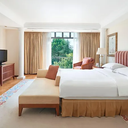 Hyatt Regency 5*