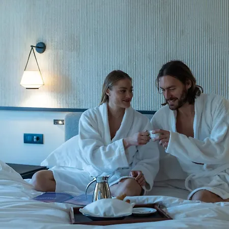Hyatt Regency Отель 5*